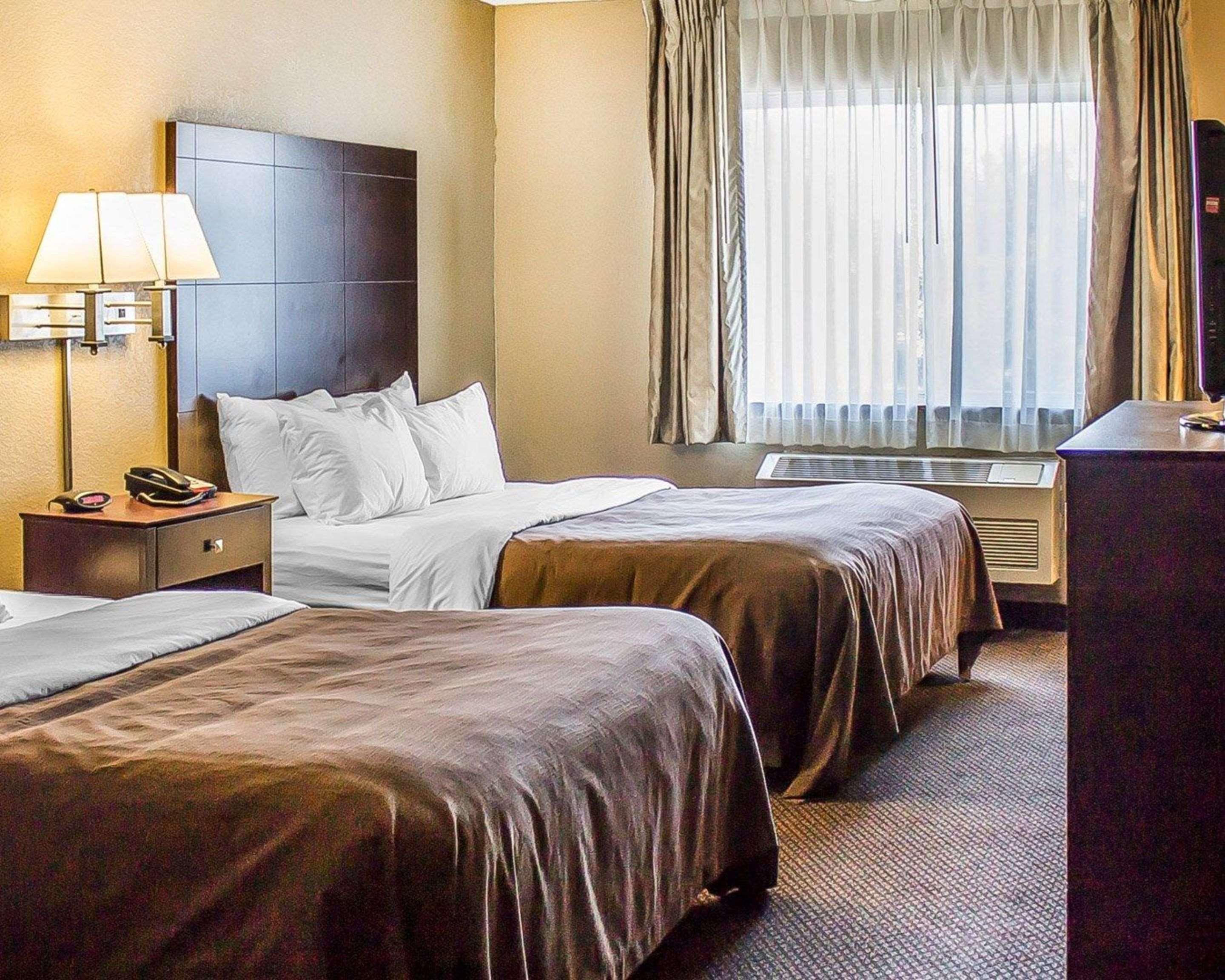 Quality Inn & Suites Sturgeon Bay Kültér fotó