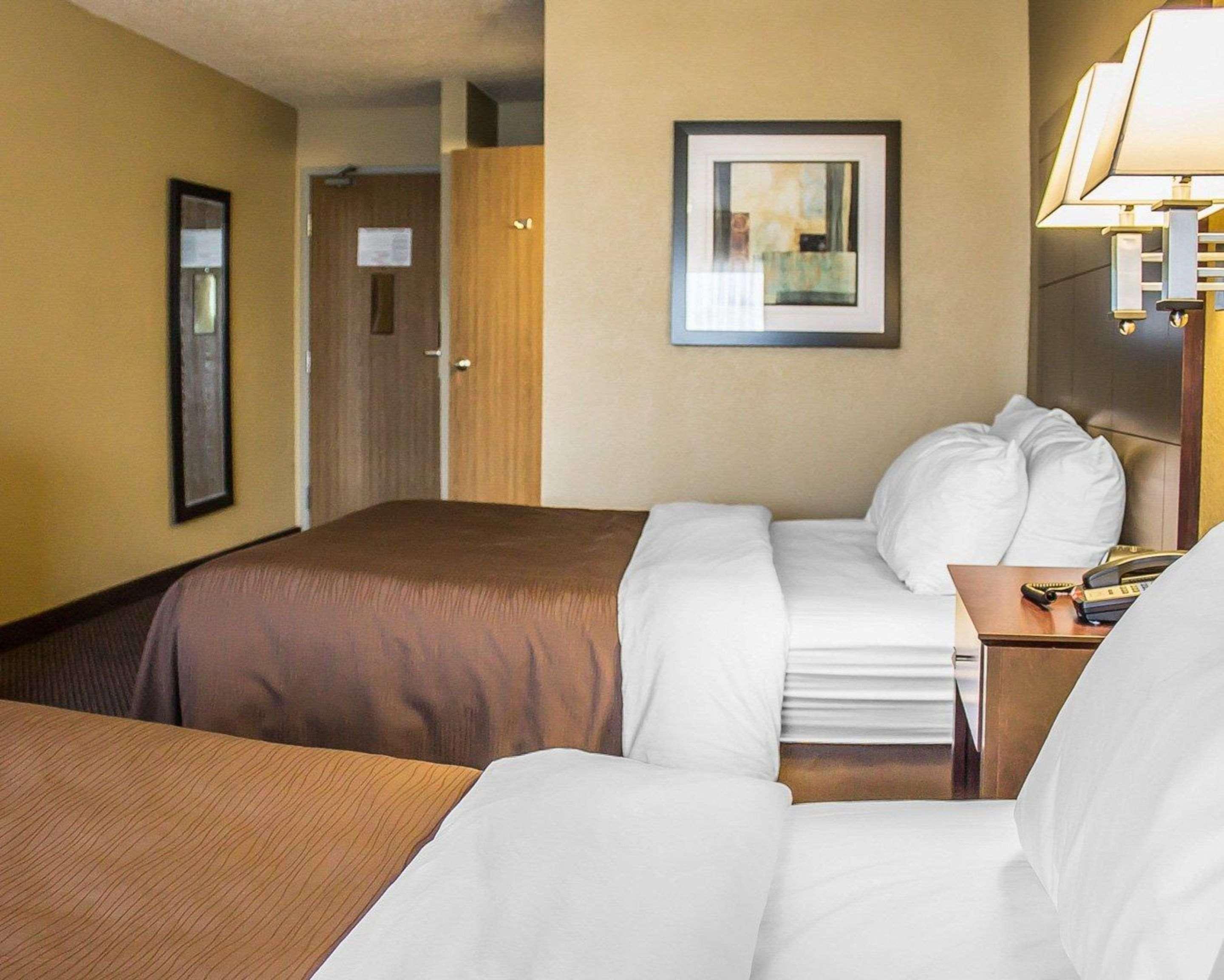 Quality Inn & Suites Sturgeon Bay Kültér fotó