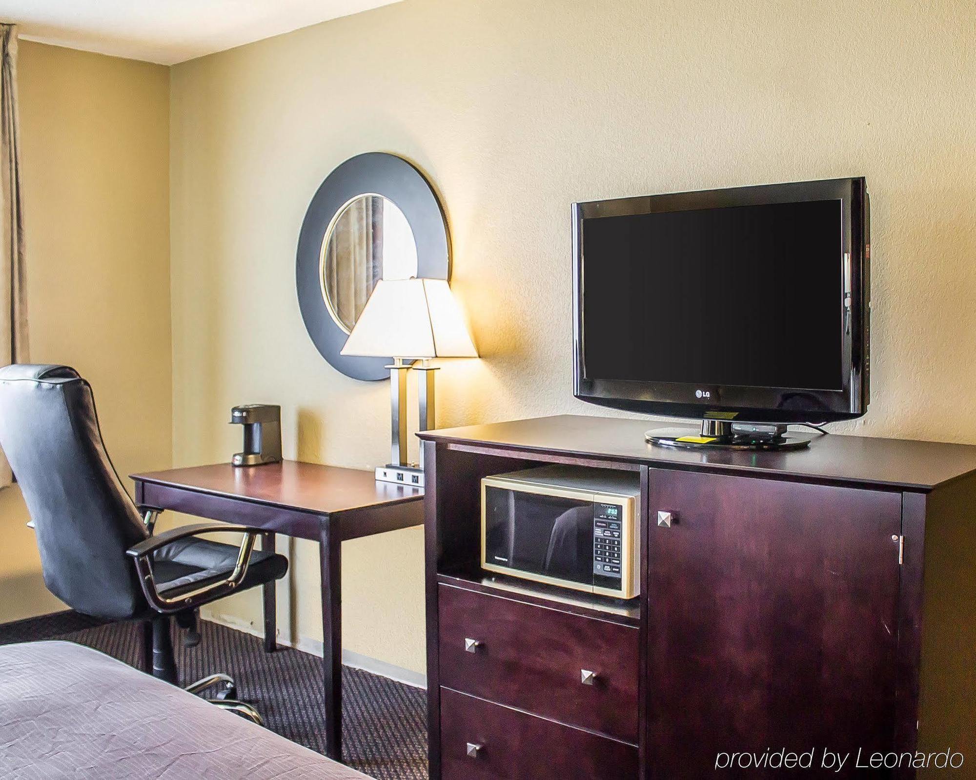 Quality Inn & Suites Sturgeon Bay Kültér fotó